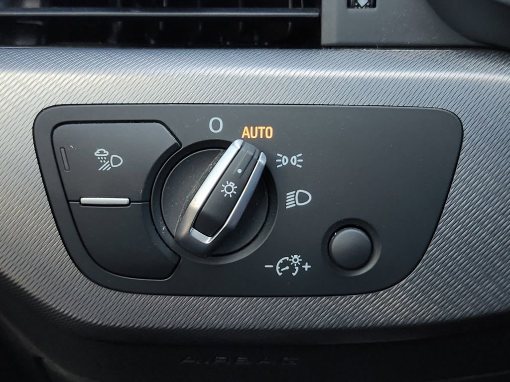 Used 2023 Audi A4 2.0T Premium Plus w/ Premium Plus Package image 30