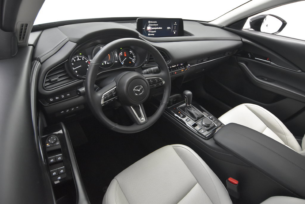 Certified 2026 MAZDA CX-30 2.5 Turbo w/ Premium Plus Pkg AWD/4WD image 30