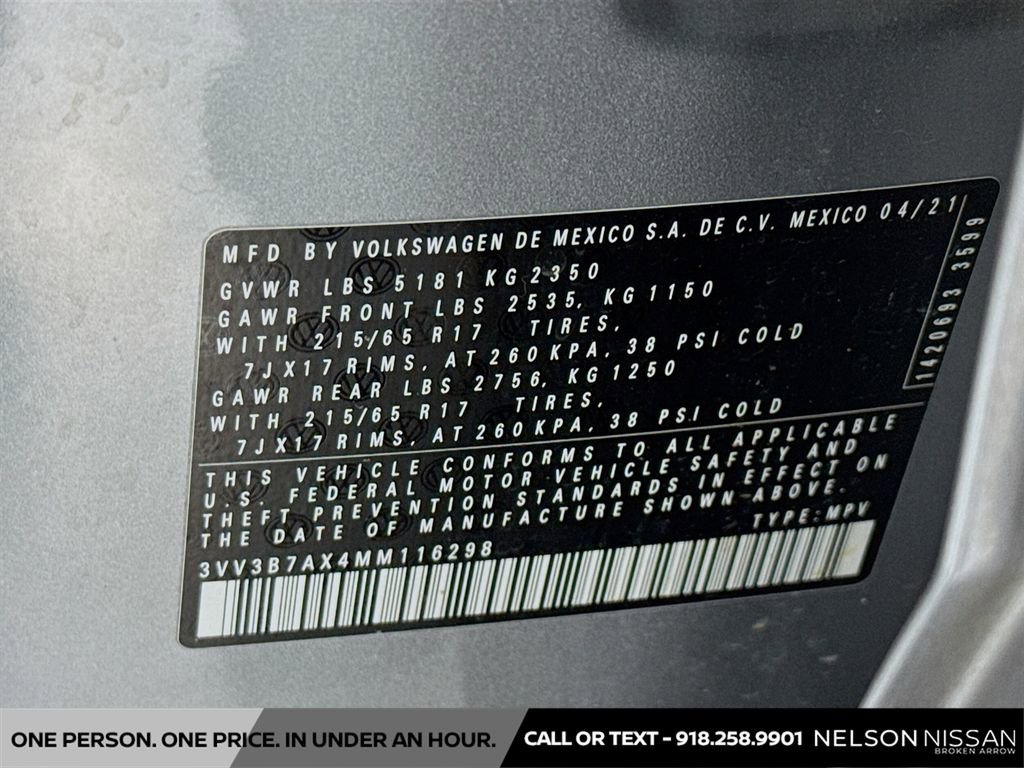 Used 2021 Volkswagen Tiguan SE image 32