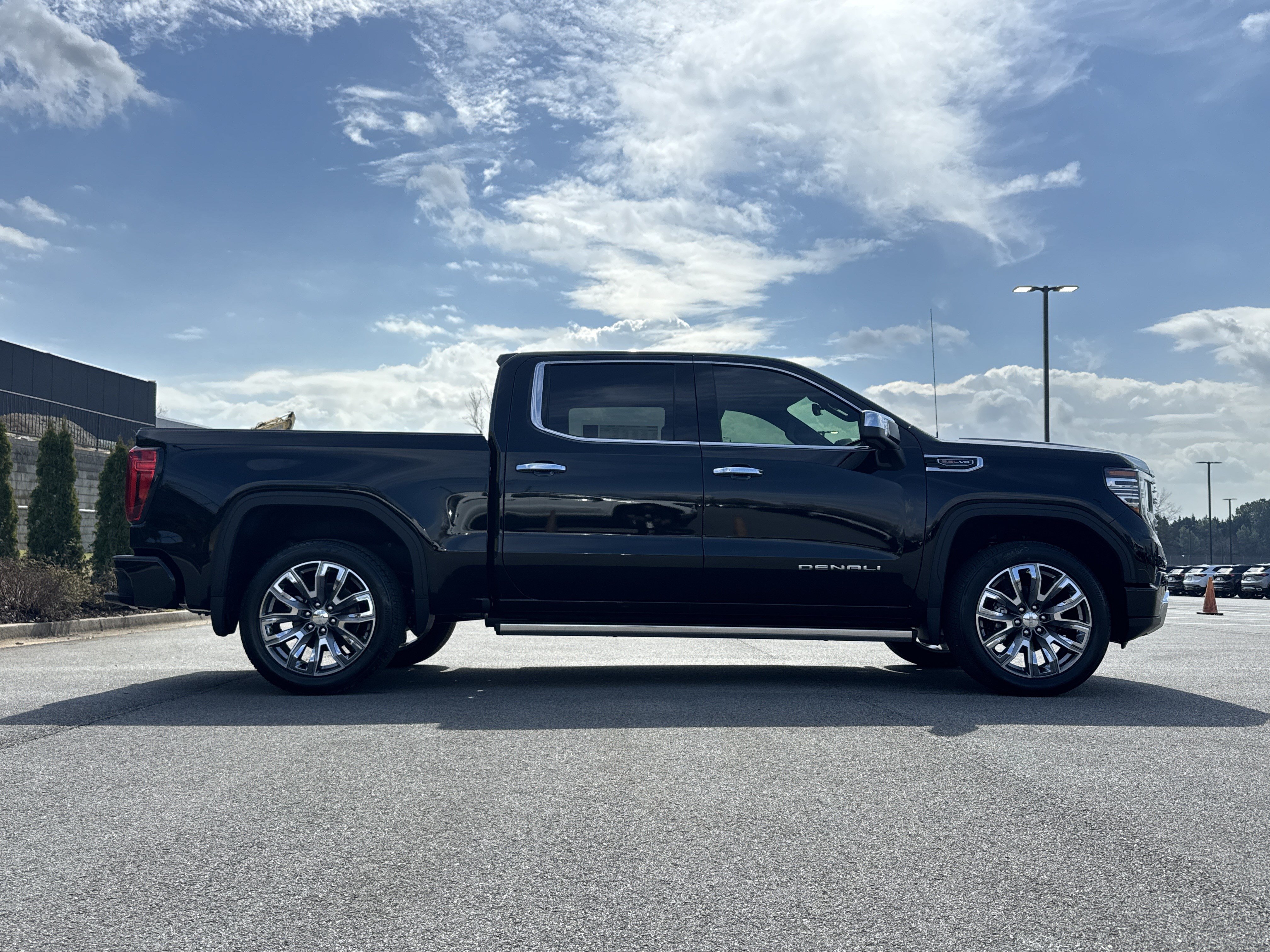 New 2026 GMC Sierra 1500 Denali AWD/4WD image 11