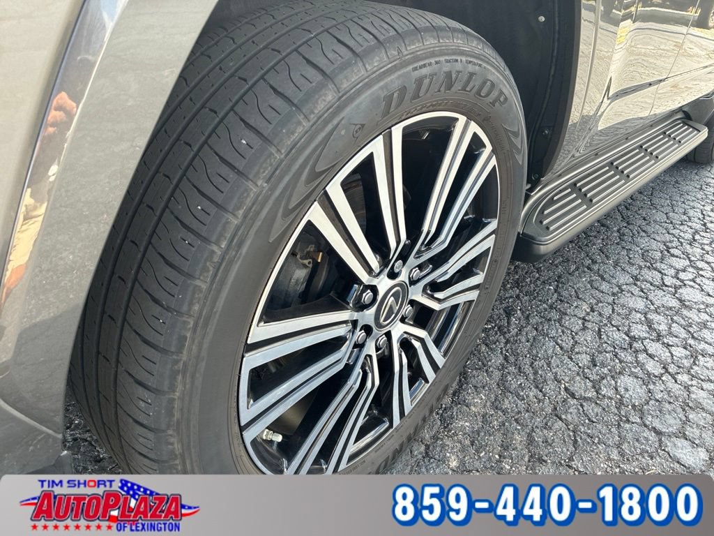 Used 2023 Lexus LX 600 4WD w/ Appearance Package image 11
