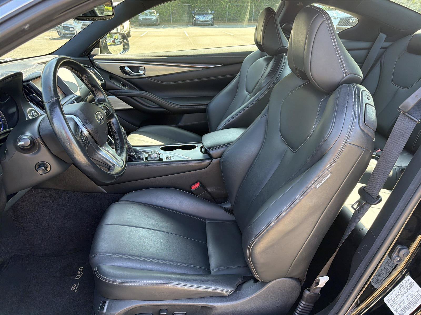 Used 2019 INFINITI Q60 3.0t Luxe w/ Essential Package AWD/4WD image 17