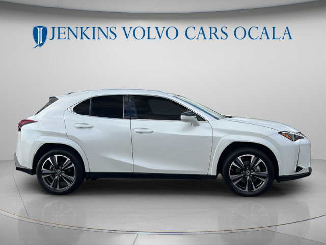 Used 2024 Lexus UX 250h FWD w/ Premium Package image 2