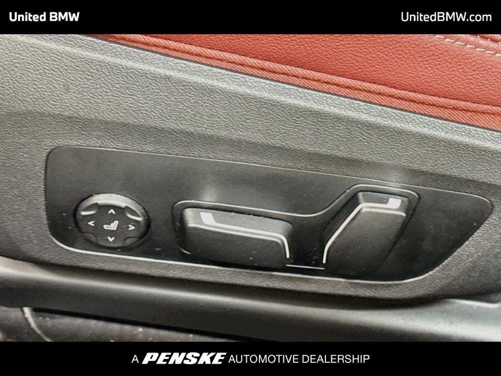 Used 2026 BMW M440i Convertible RWD image 11