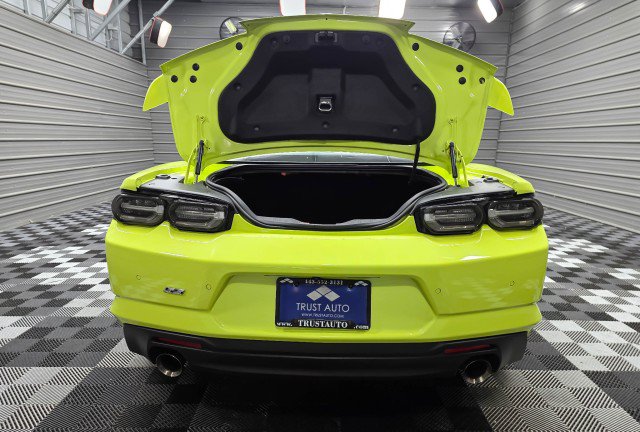 Used 2020 Chevrolet Camaro SS RWD image 36
