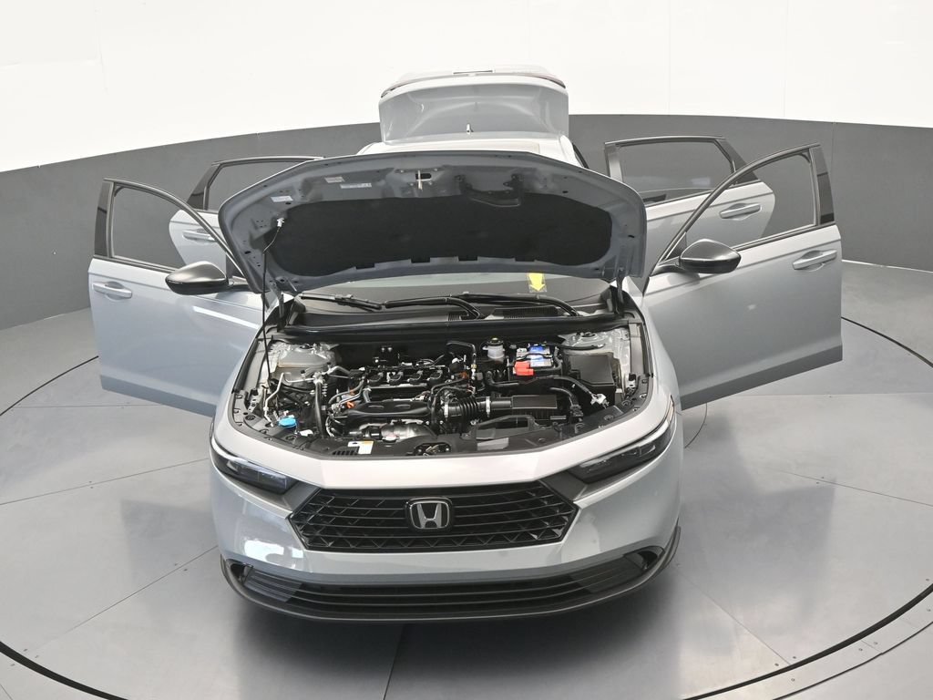 Used 2025 Honda Accord SE image 69