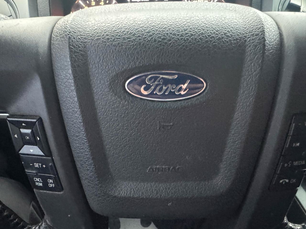 Used 2013 Ford F150 FX4 w/ Mid Equipment Group AWD/4WD image 18