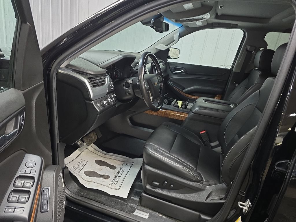 Used 2018 Chevrolet Tahoe Premier AWD/4WD image 31