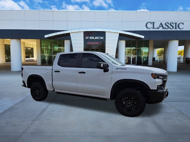 Used 2024 Chevrolet Silverado 1500 ZR2 w/ Technology Package AWD/4WD image 9