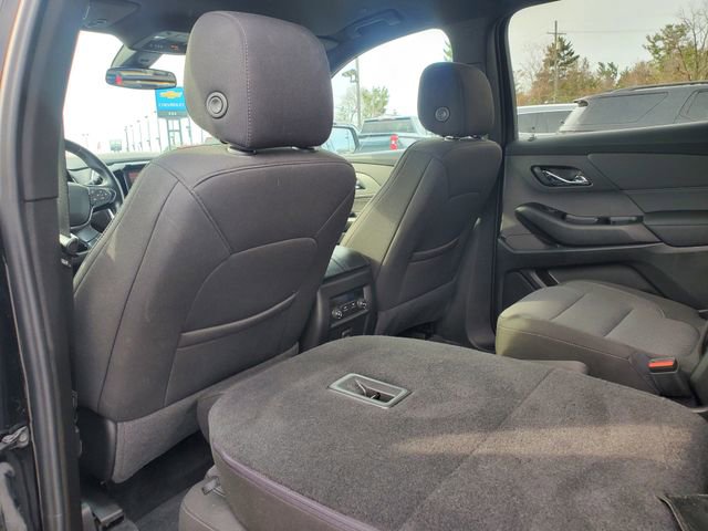 Used 2023 Chevrolet Traverse LT image 13