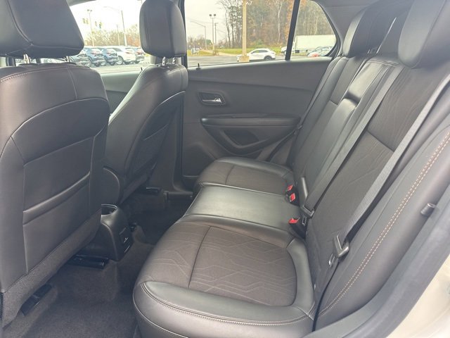 Used 2021 Chevrolet Trax LT w/ Driver Confidence Package image 14