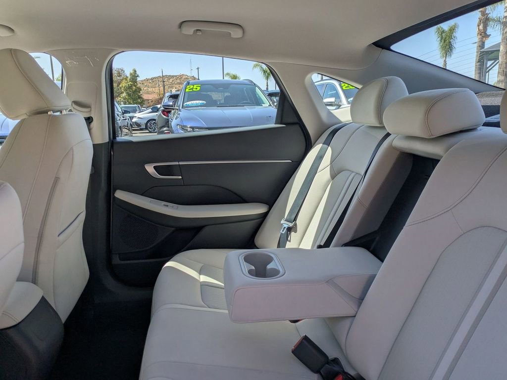Certified 2025 Hyundai Sonata SEL image 27