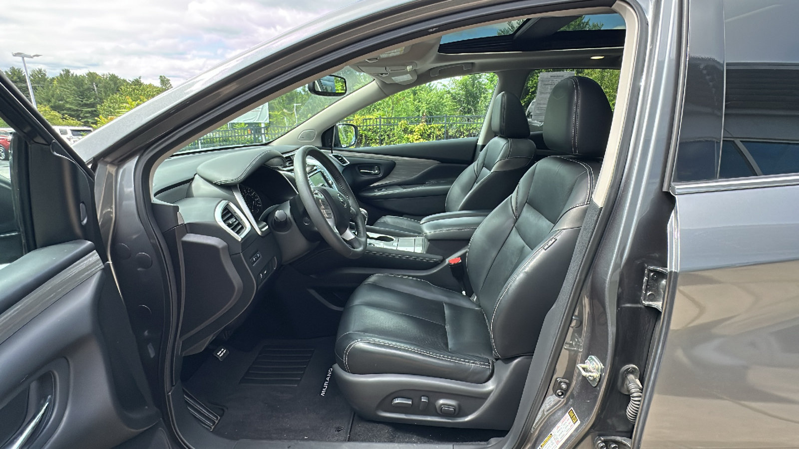 Used 2016 Nissan Murano SL w/ SL Technology Package AWD/4WD image 13