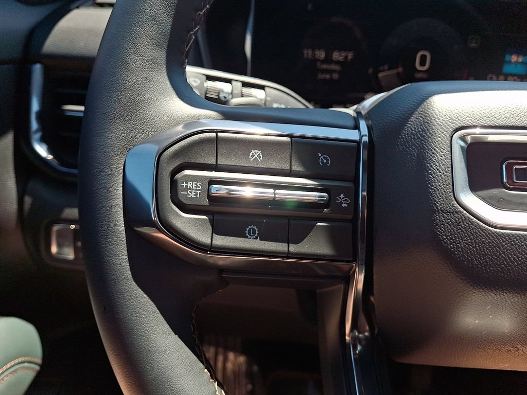 Used 2026 GMC Terrain AT4 w/ Technology Package II AWD/4WD image 21