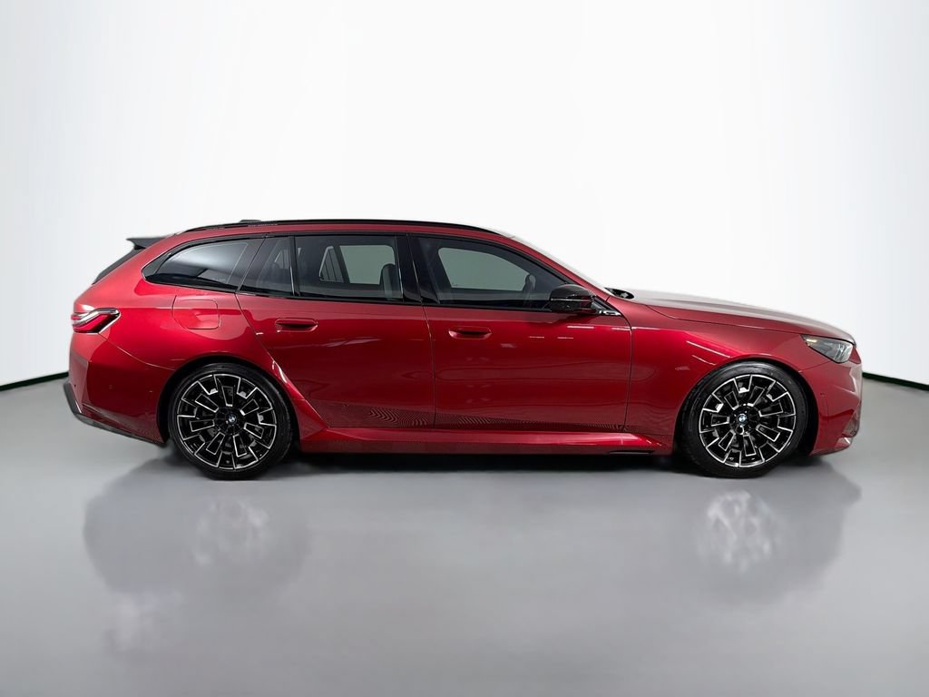 Used 2025 BMW M5 Touring AWD/4WD image 4