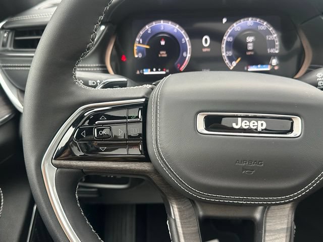 New 2025 Jeep Grand Cherokee L Overland AWD/4WD image 21