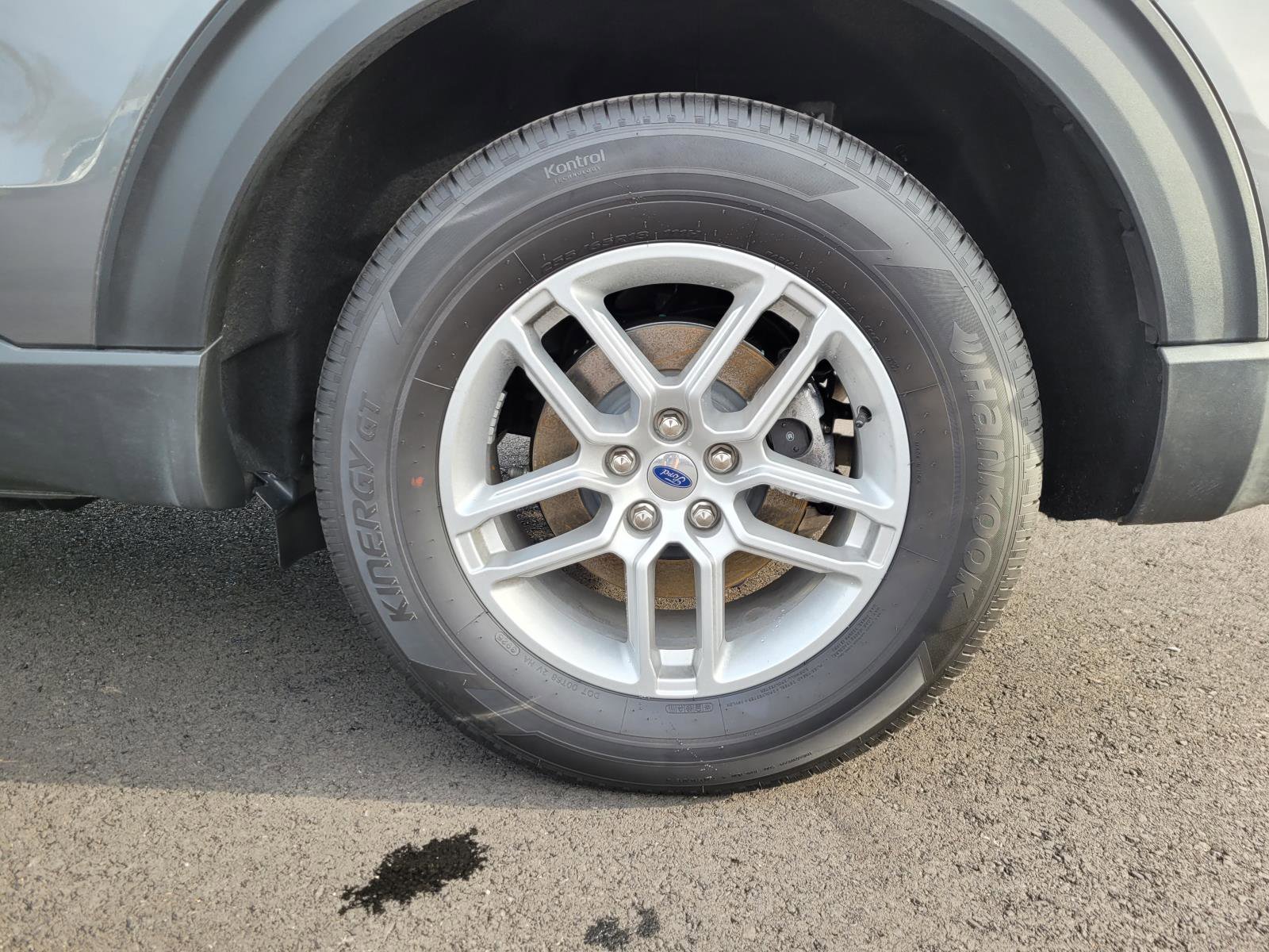 New 2026 Ford Explorer Active image 9