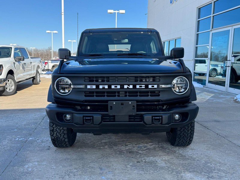 Used 2022 Ford Bronco Black Diamond image 9