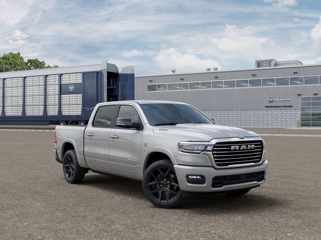 New 2026 RAM 1500 Laramie AWD/4WD image 5