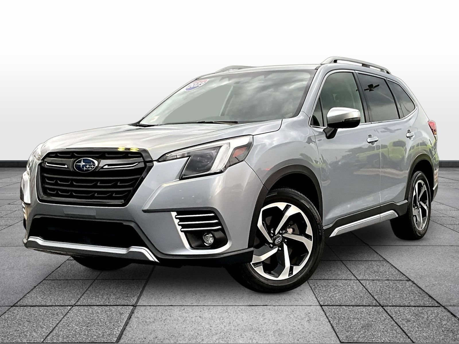 Used 2023 Subaru Forester Touring AWD/4WD image 3