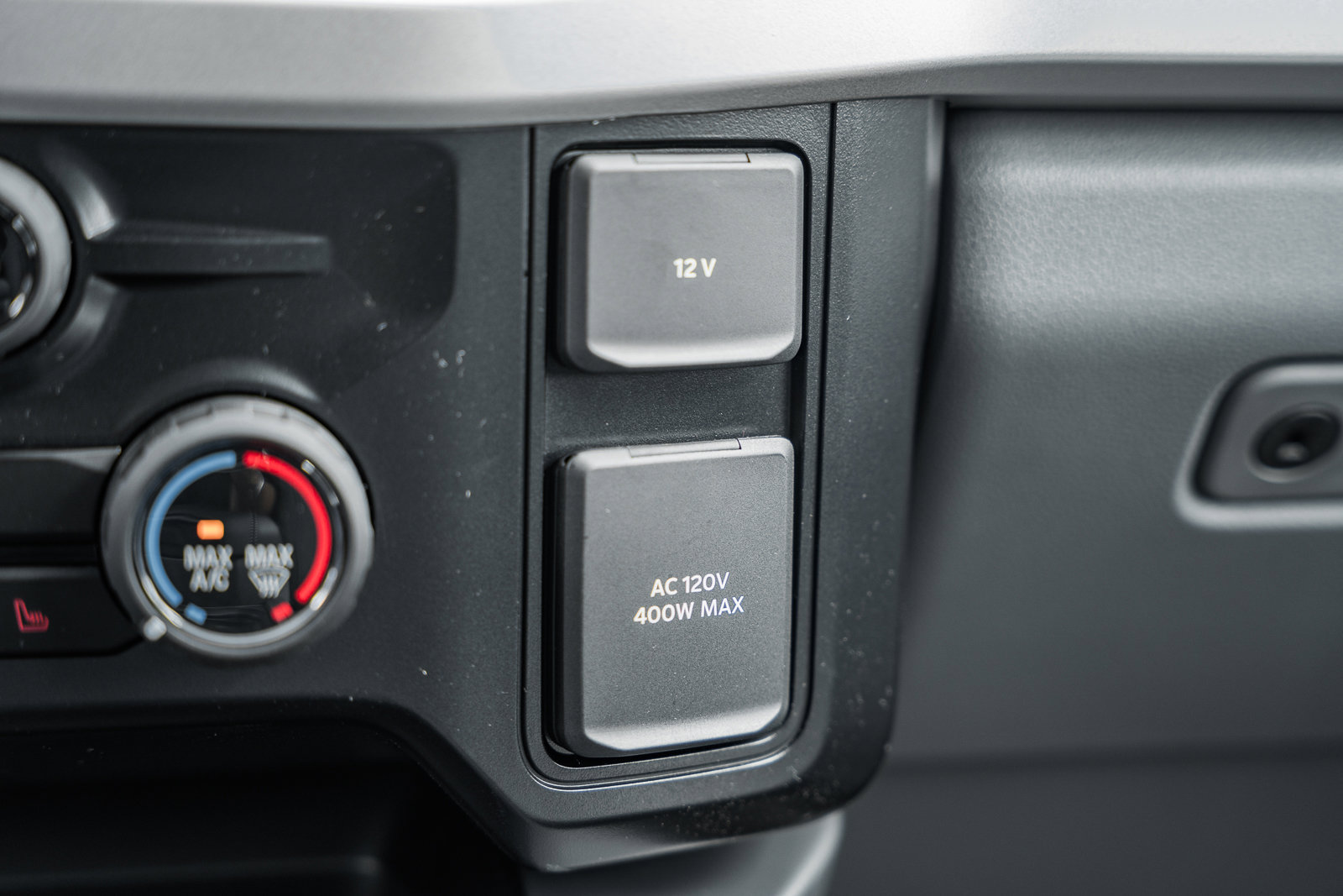 New 2026 Ford F250 XLT w/ XLT Premium Package image 27