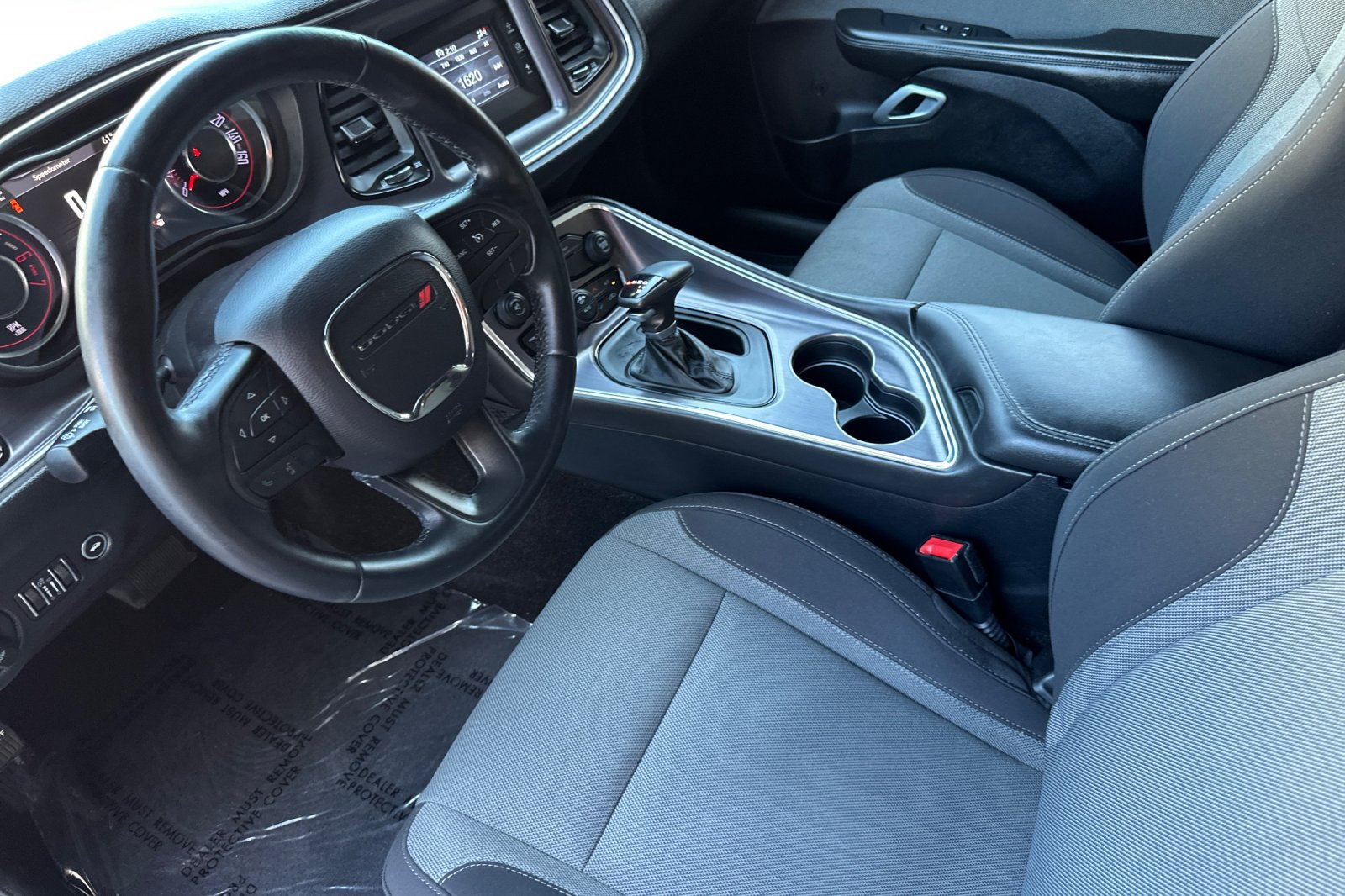Used 2015 Dodge Challenger R/T w/ Quick Order Package 28B R/T RWD image 10