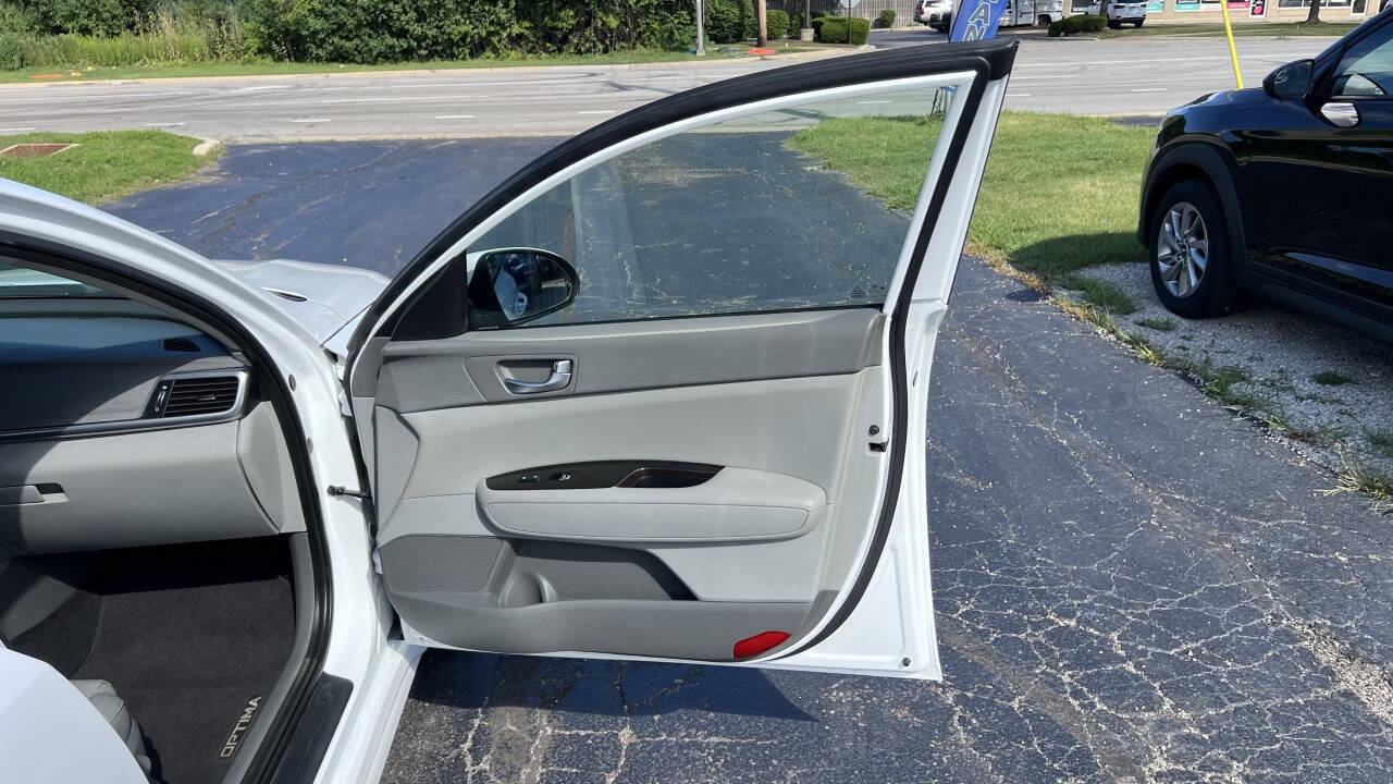 Used 2016 Kia Optima EX image 30