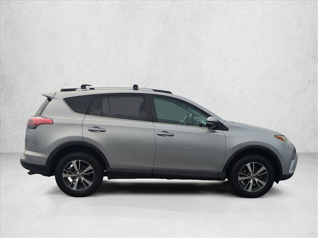 Used 2016 Toyota RAV4 XLE FWD image 4
