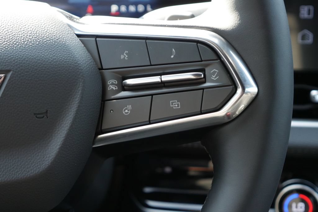 New 2026 Chevrolet Equinox LT w/ Convenience Package II AWD/4WD image 19