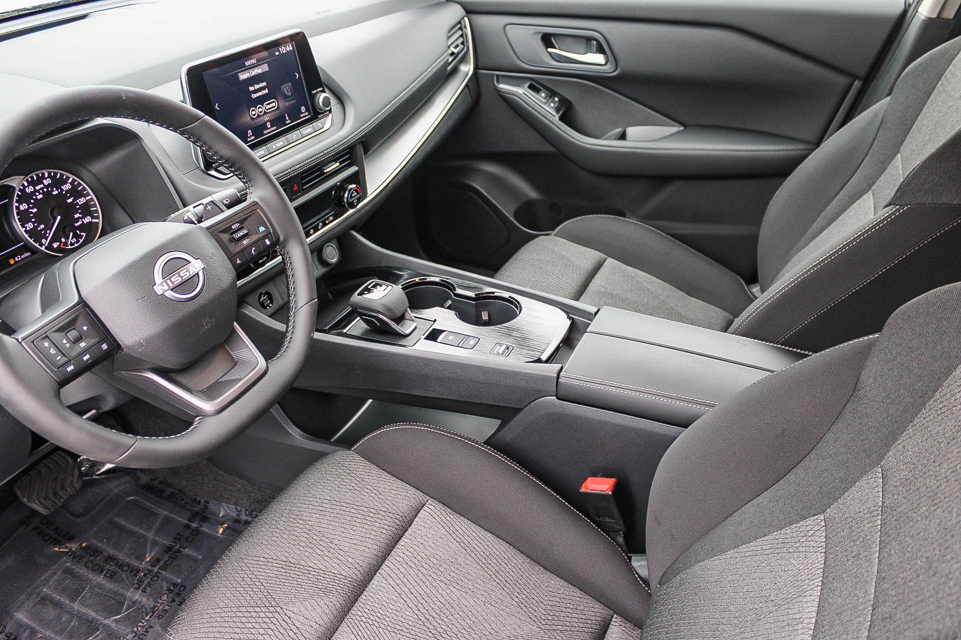 Used 2025 Nissan Rogue SV image 18