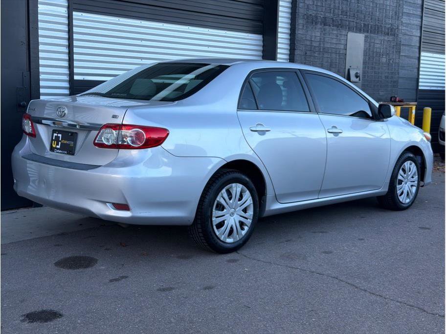 Used 2013 Toyota Corolla LE Special Edition image 10