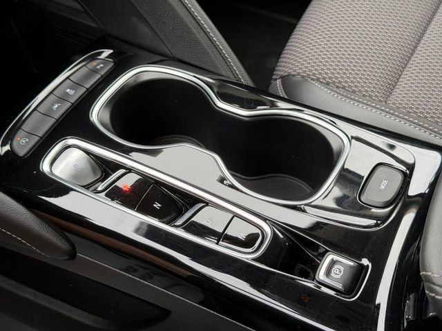 Certified 2022 Buick Envision Preferred FWD image 19