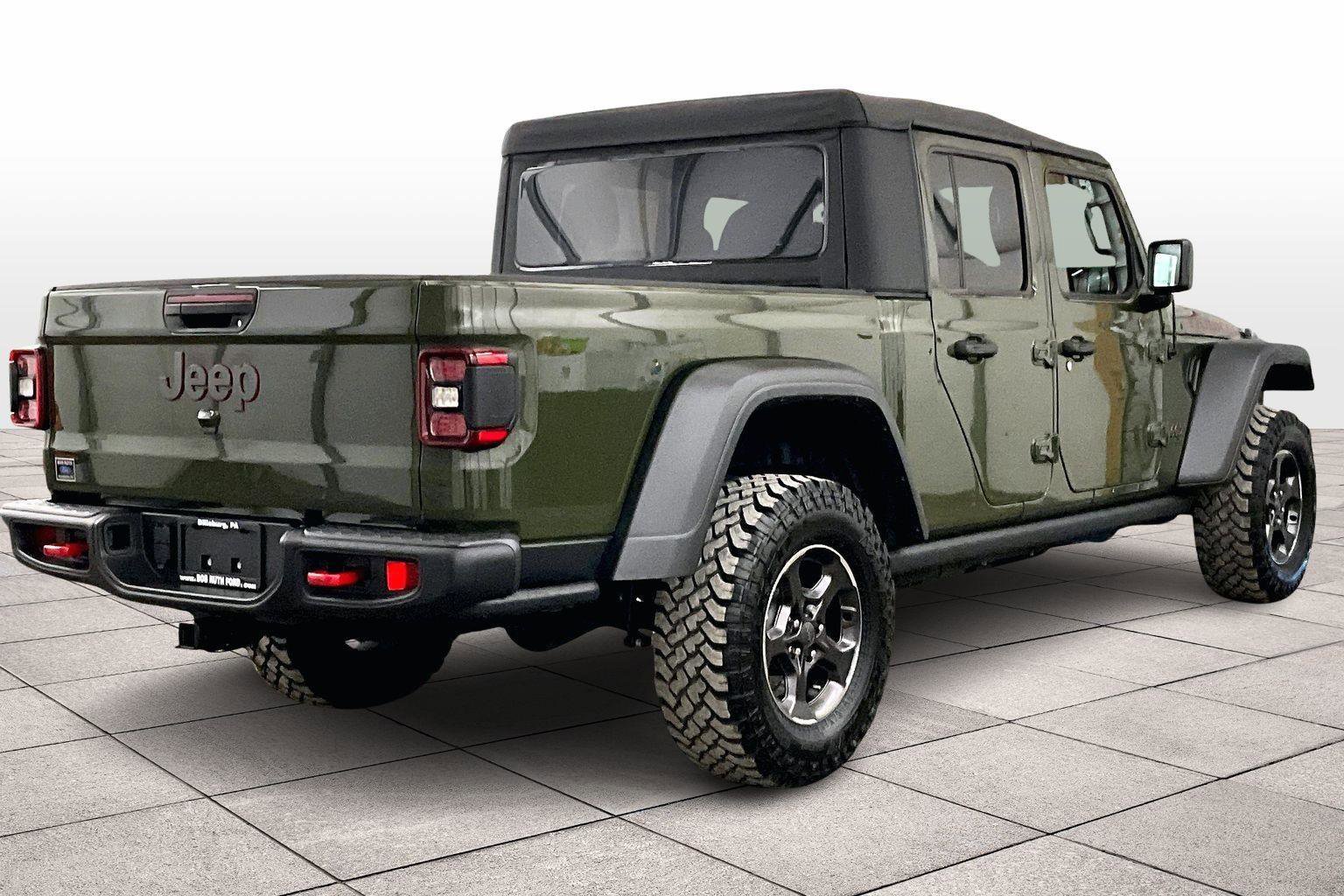 Used 2021 Jeep Gladiator Rubicon image 11