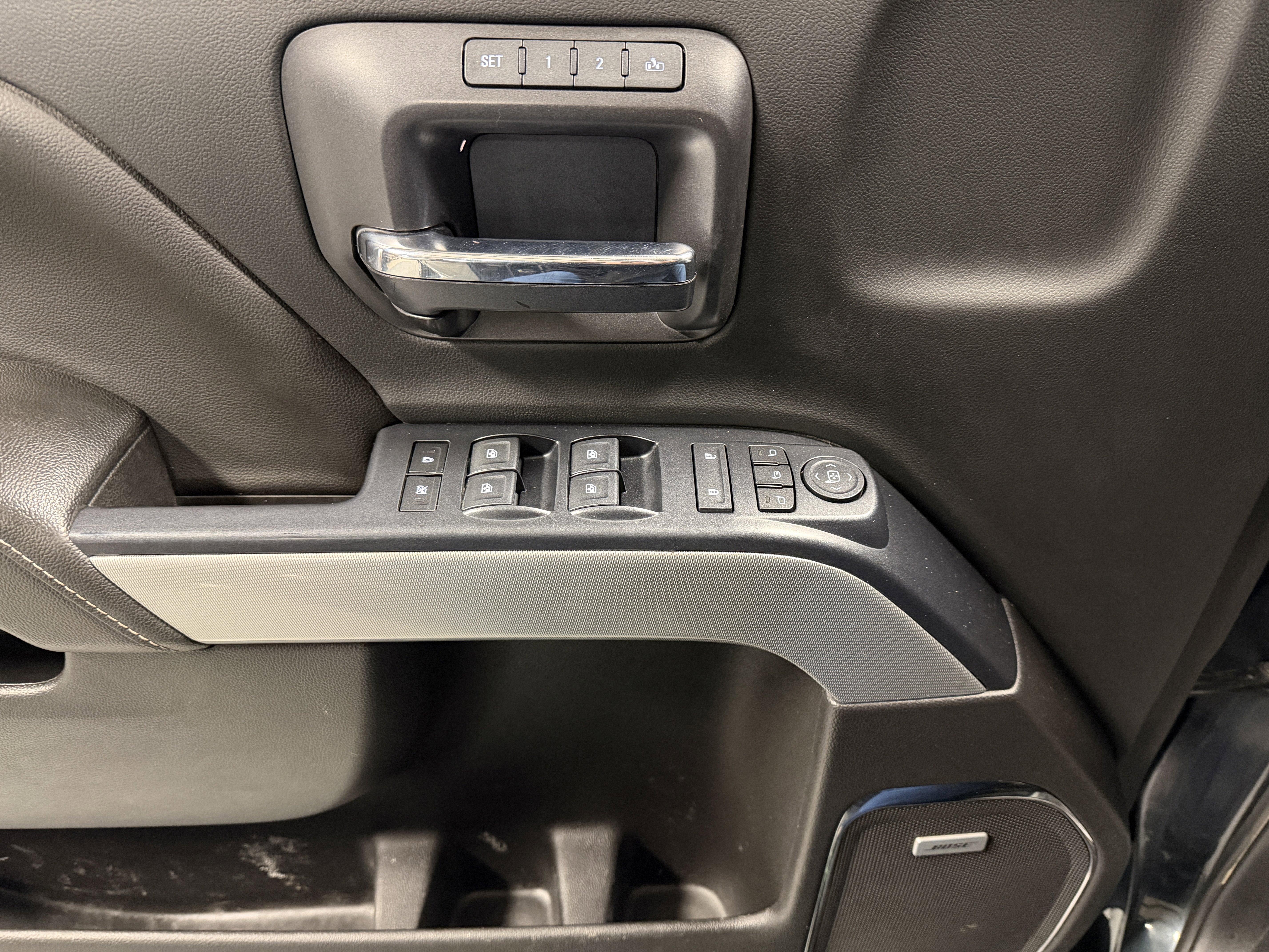 Used 2018 Chevrolet Silverado 2500 LTZ w/ Duramax Plus Package image 21