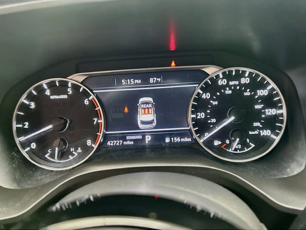 Used 2023 Nissan Rogue SV FWD image 32
