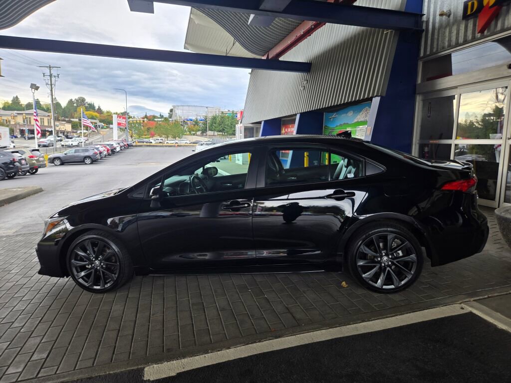 Used 2023 Toyota Corolla XSE w/ Carpet Mat Package (TMS) image 8