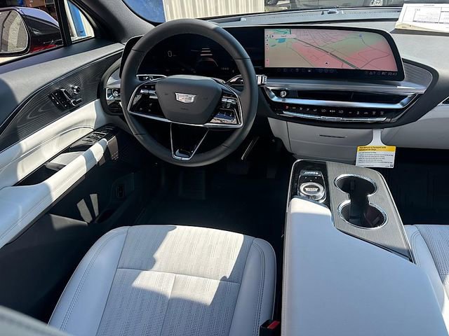 New 2025 Cadillac Lyriq Luxury image 15