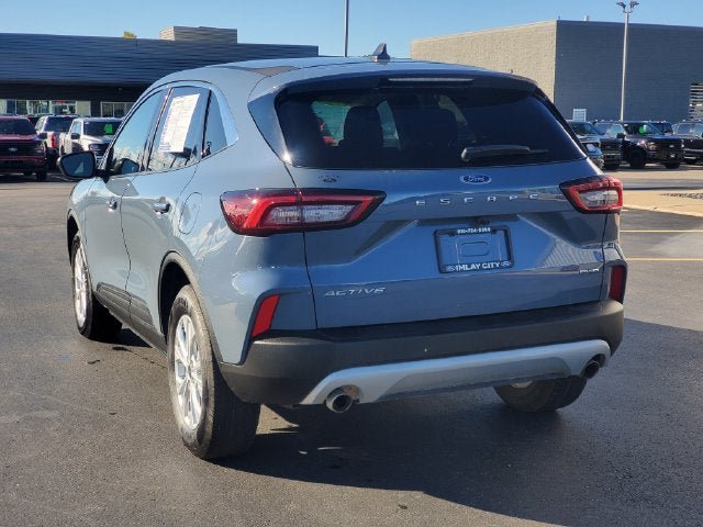 Used 2024 Ford Escape Active AWD/4WD image 3