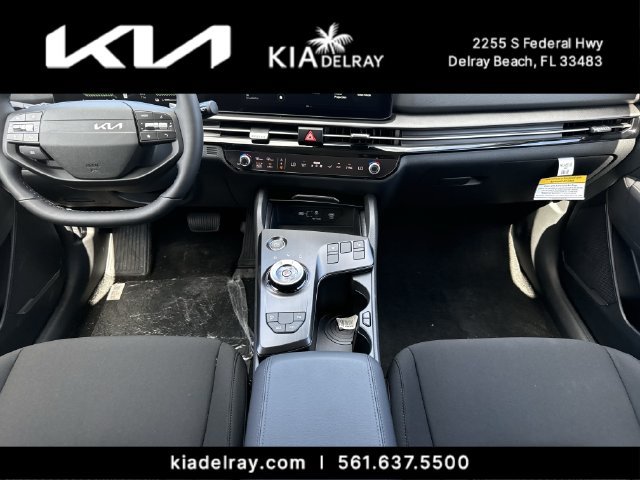 New 2027 Kia Sportage S FWD image 13