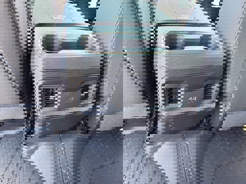 New 2026 Chevrolet Silverado 1500 LT w/ Leather Package image 24