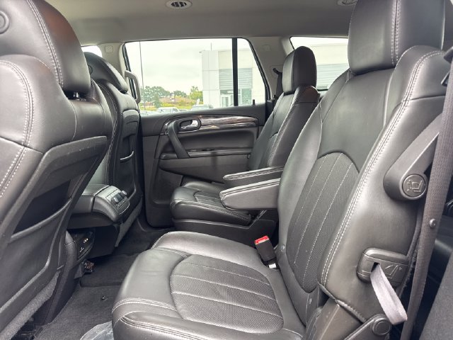 Used 2016 Buick Enclave Leather FWD image 13