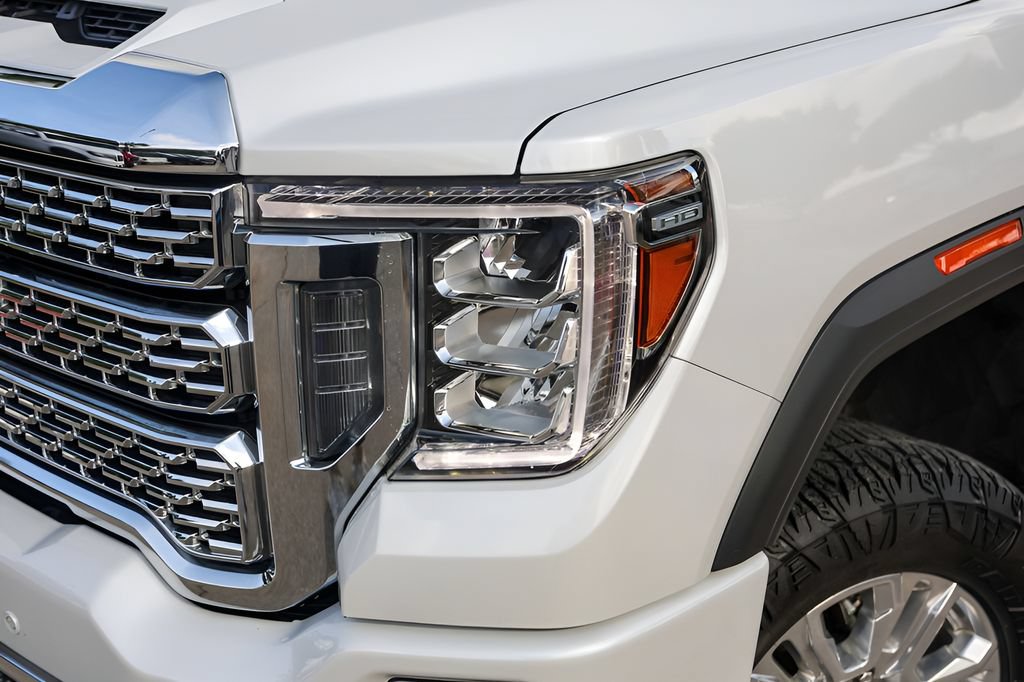 Used 2023 GMC Sierra 2500 Denali w/ Denali Ultimate Package AWD/4WD image 3
