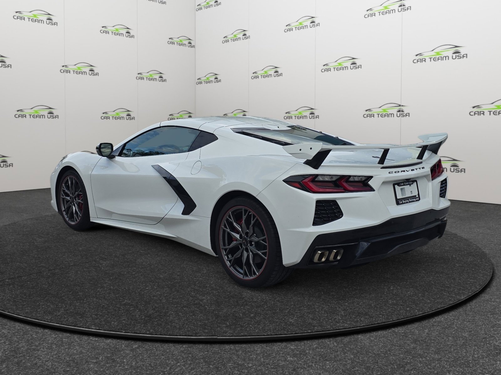 Used 2024 Chevrolet Corvette Stingray image 3