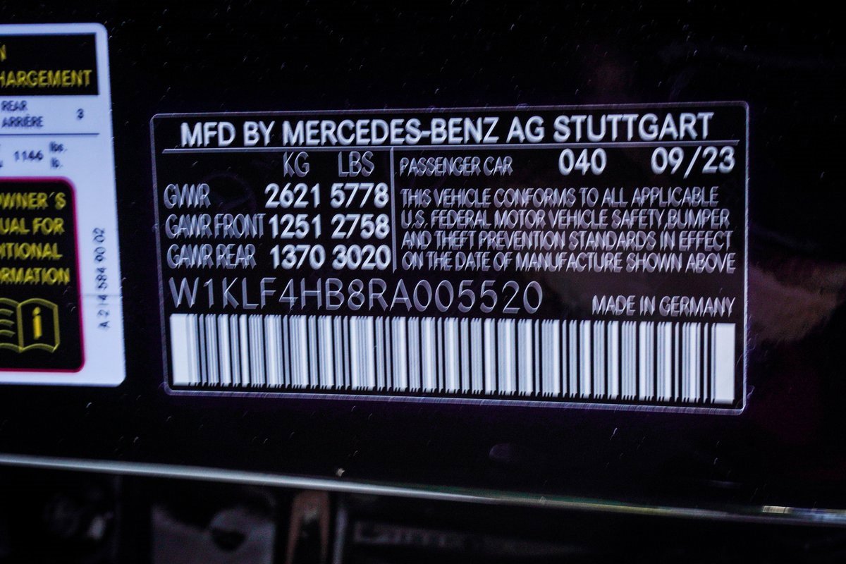 Used 2024 Mercedes-Benz E 350 4MATIC Sedan image 34