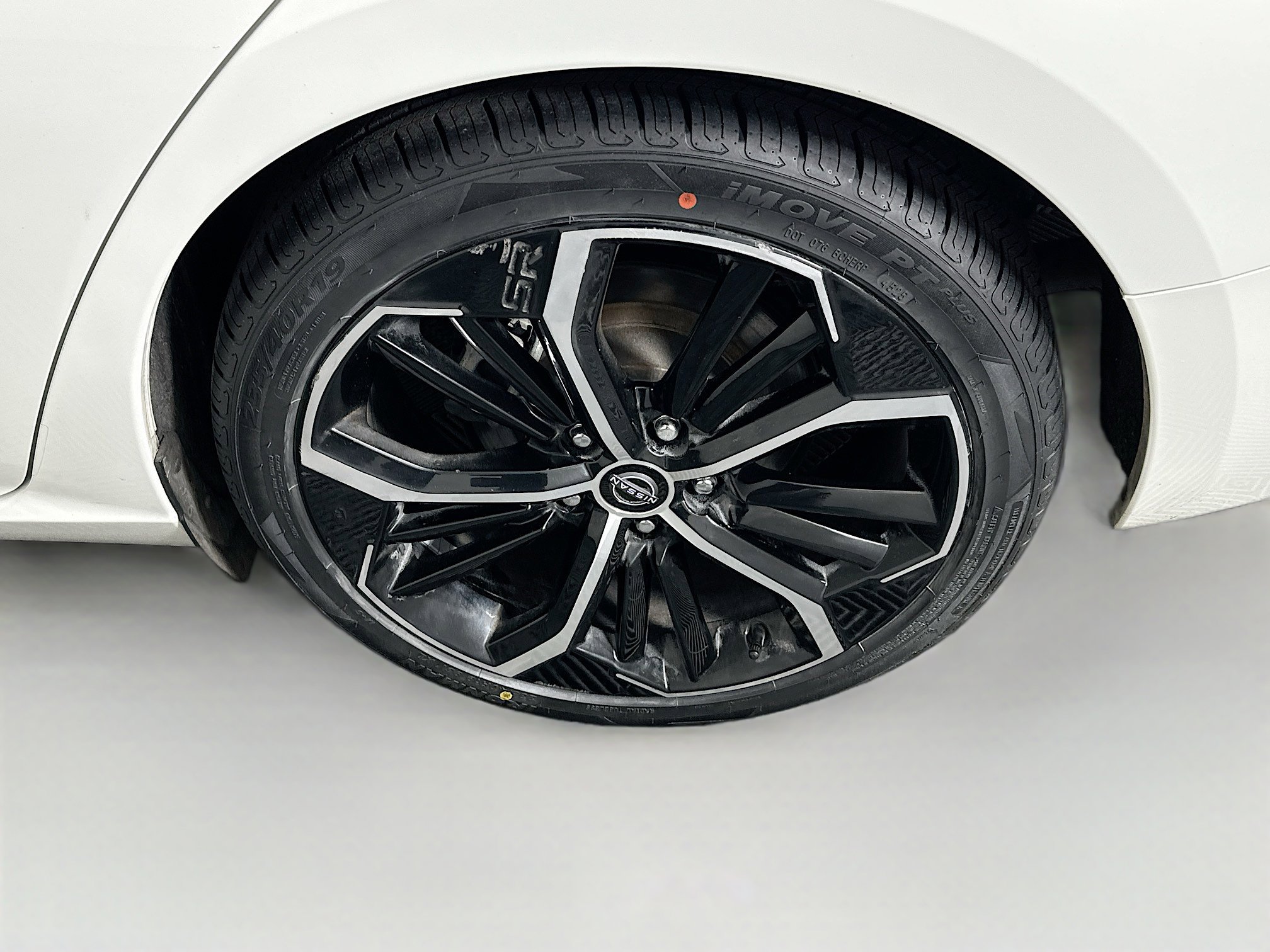 Used 2024 Nissan Altima 2.5 SR image 11