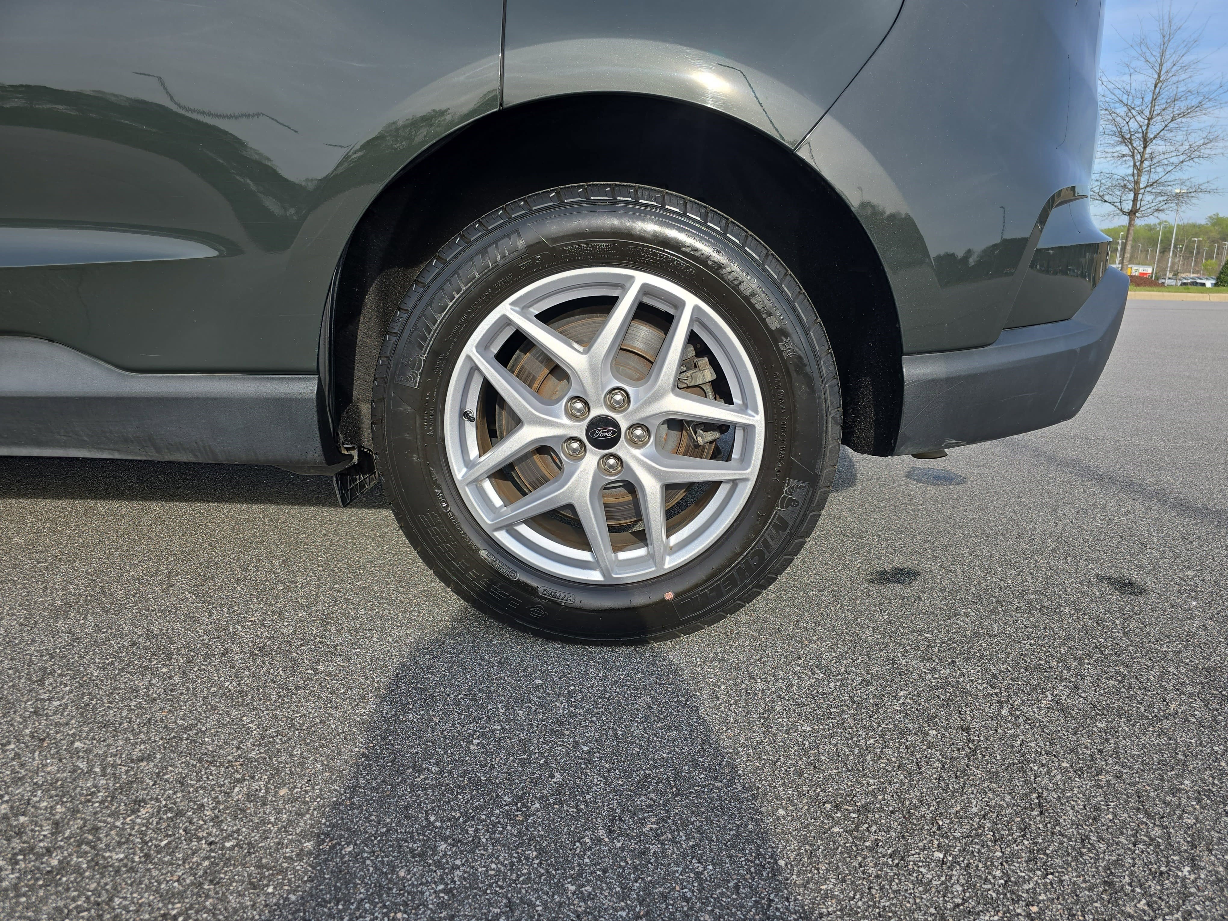 Used 2023 Ford Edge SE image 33