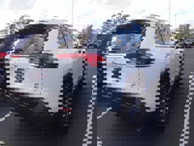 Used 2025 Toyota RAV4 XLE image 6