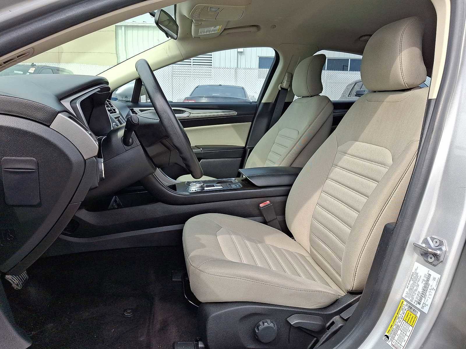 Used 2018 Ford Fusion S image 24