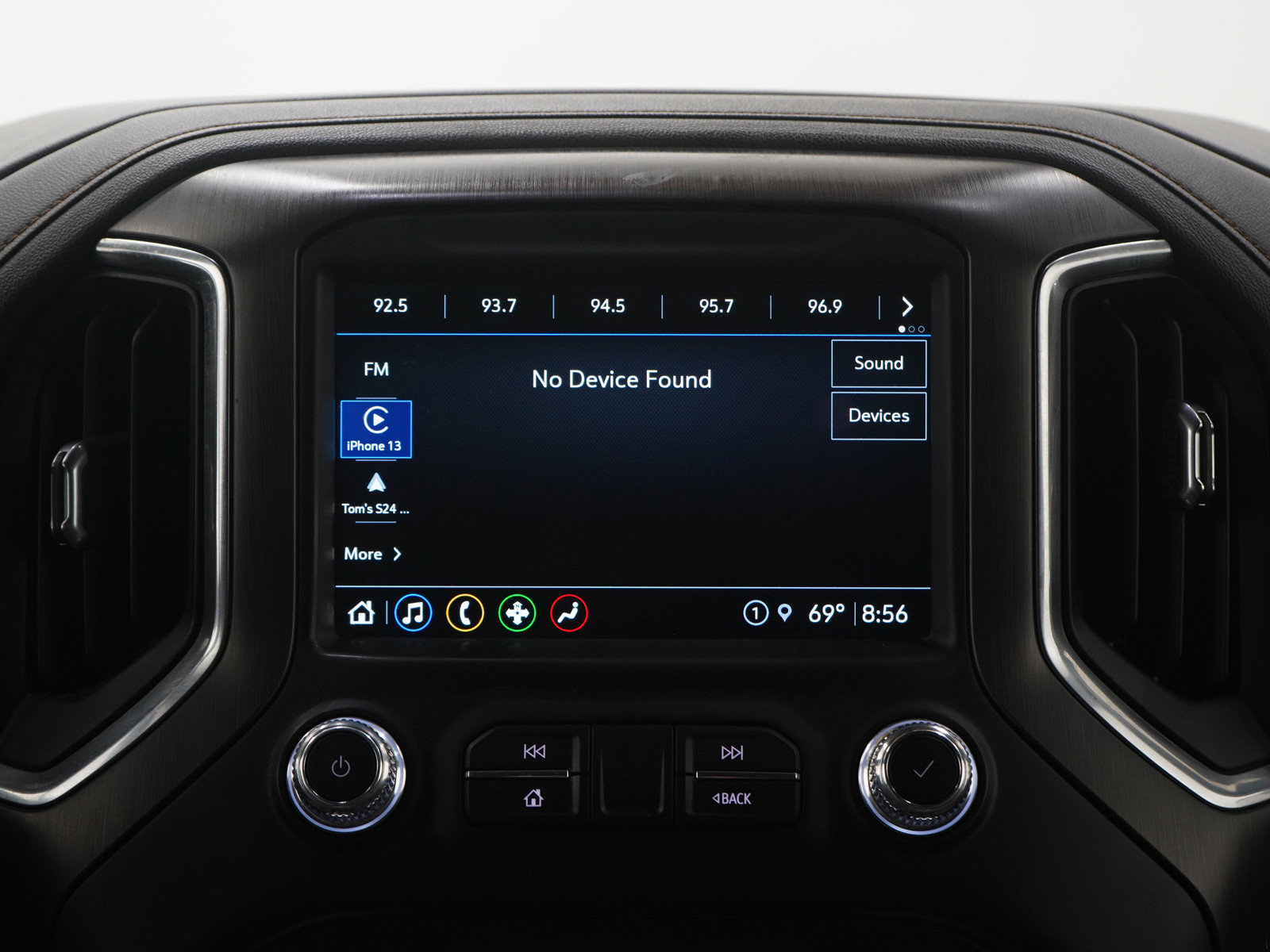 Used 2022 GMC Sierra 2500 AT4 w/ Gooseneck/5TH Wheel Package image 16