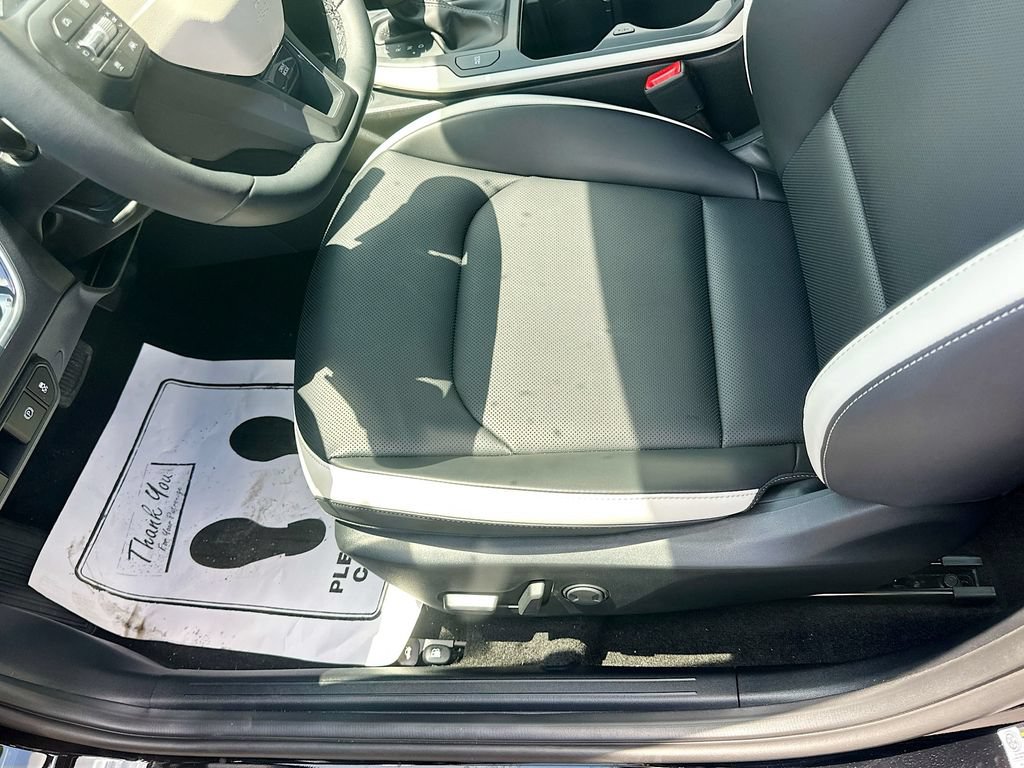 New 2026 Kia K4 GT-Line w/ GT-Line Sunroof Package FWD image 18